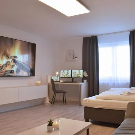 Holiday&stay, Relax, Kueche, 85zoll Tv, Wlan * Weingarten (Wuerttemberg)