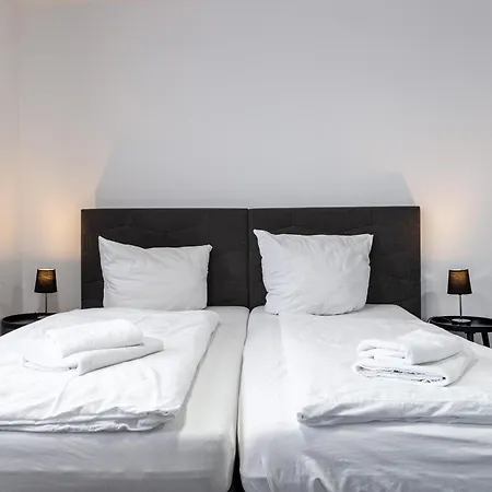 Holiday&stay, Relax, Kueche, 85zoll Tv, Wlan * Weingarten (Wuerttemberg)